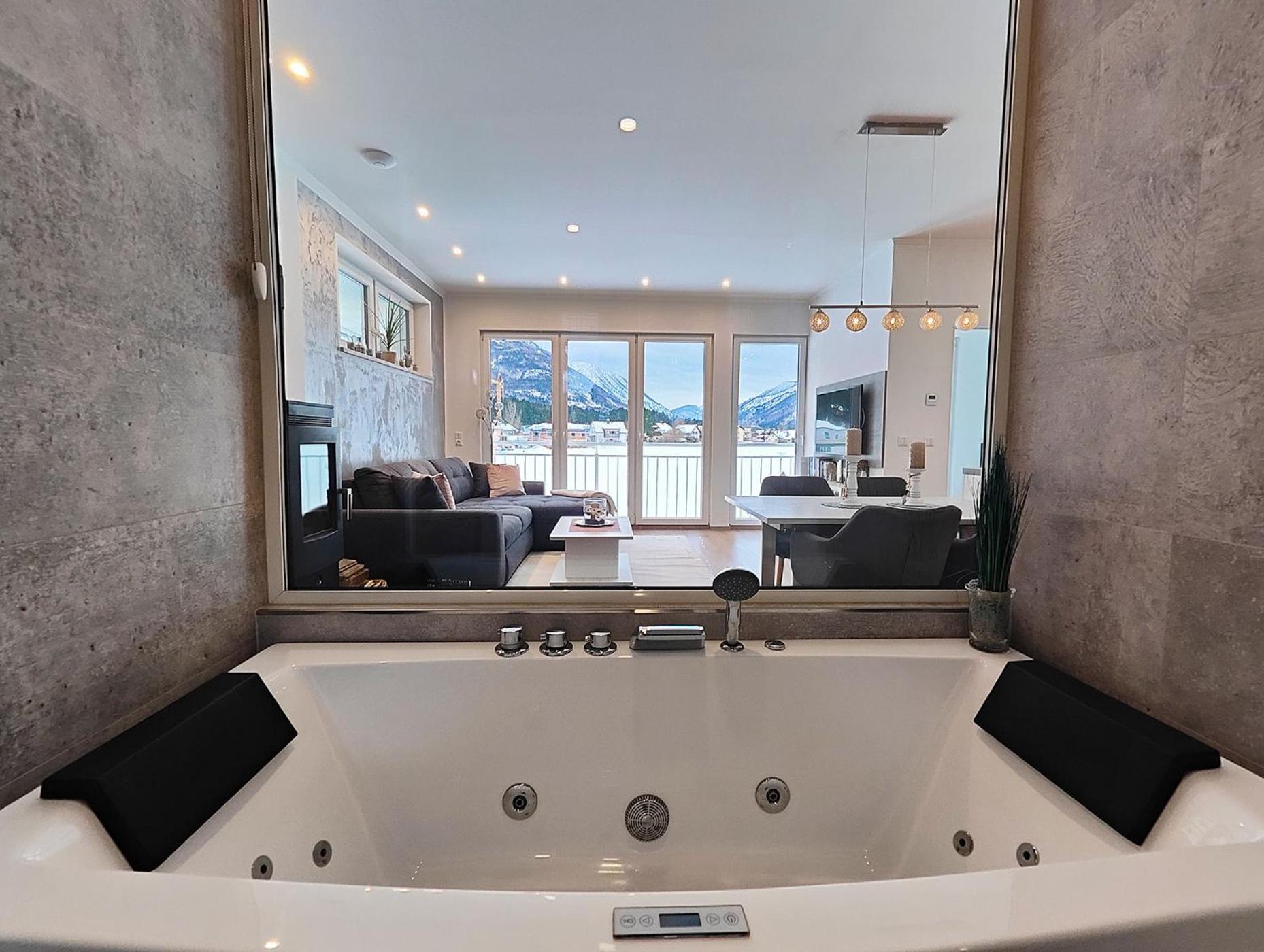 Unterschlupf Apartment Ebensee Bagian luar foto