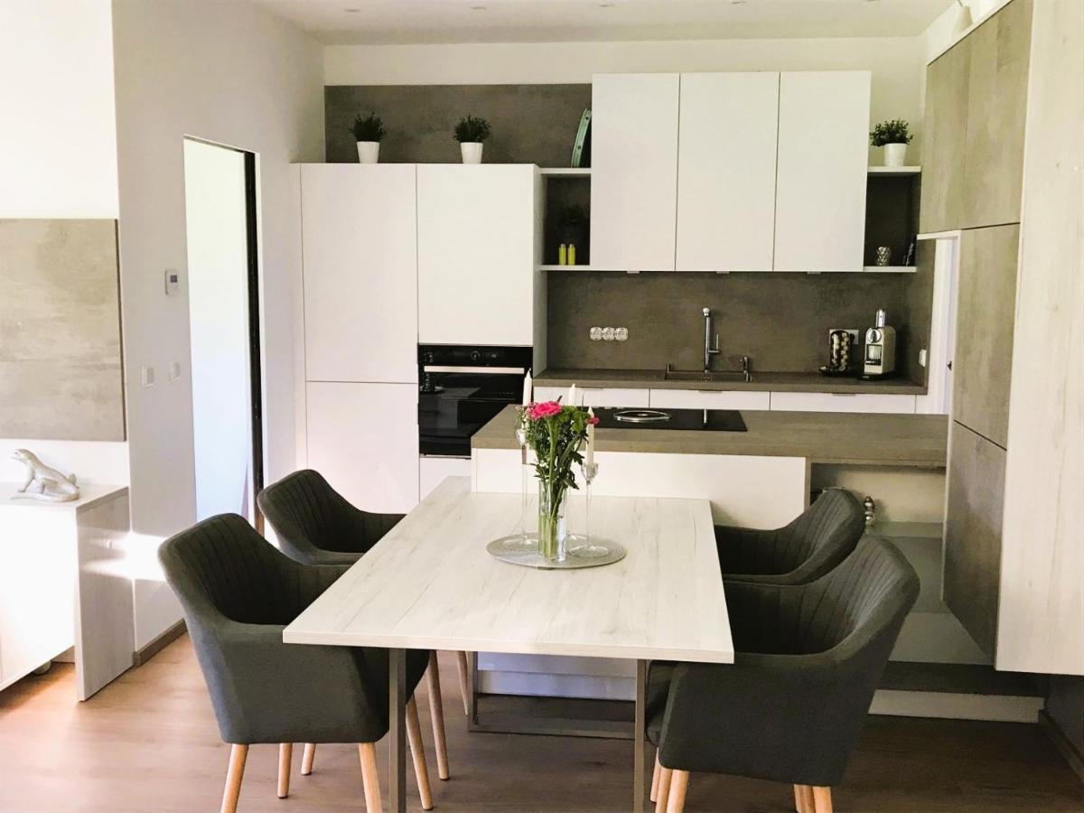 Unterschlupf Apartment Ebensee Bagian luar foto